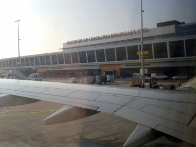praktycznyprzewodnik - Lotnisko w #charleroi - opisujące się też jako #bruksela Połud...