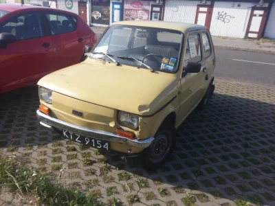 o.....y - Może i z racji długiego okresu produkcji Fiat 126p na czarnych to nic nadzw...