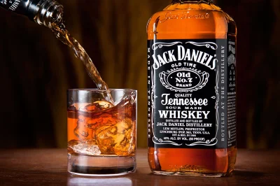 stoprocent - Plusujcie Jacka, nie ma czasu na wyjaśnienia!


#jackdaniels #alkohol...