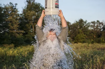 flo0666 - Mirki,

Wy też się w to bawiliście?

#icebucketchallenge