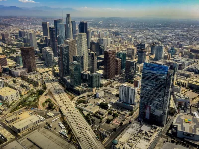 Rajtuz - Los Angeles.
#usa #cityporn #tapeta #urbanistyka