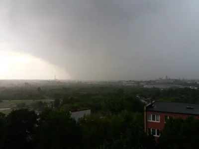 TomaszClu - W końcu deszcz w #lublin !