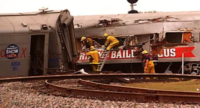w.....z - W 1994 pociąg uległ katastrofie, uszkodzonych zostało kilka wagonów: