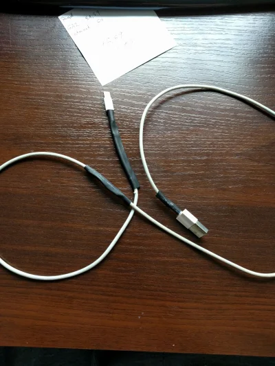 zuch_chlopak - @M4ks picrel. to mój kabel, a używałem go jak zwykłego kabla