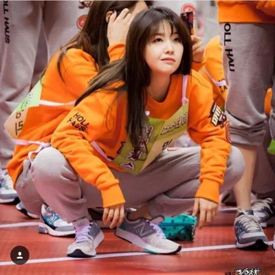 Shin - #slavsquat
#koreanka
#minah
#girlsday