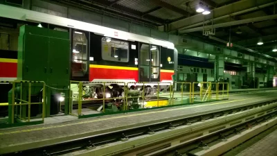skypro - Witam dawno nic nie wrzucałem nadrabiam:) Pociąg Siemens na tokarce.
 #metr...