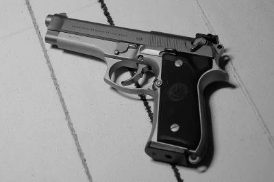 K.....5 - #militaria #gunboners 

Beretta 92