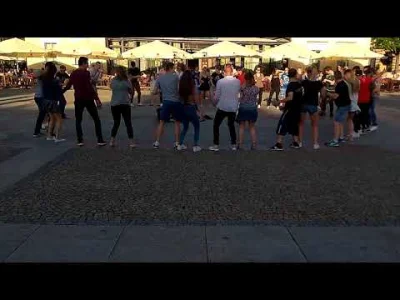 N.....p - Salsowy flashmob naszego projektu #studiujsalse ze wczoraj, na Rynku Kościu...