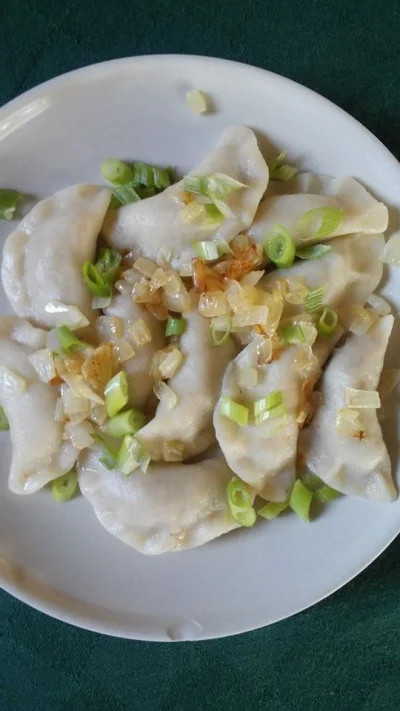 caprimulgus - Pierogi z kaszą gryczaną i tofu (｡◕‿‿◕｡)
#chwalesie #weganizm #wegetar...