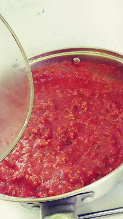 Cane - Właśnie zrobiłem sos do apaghetti ( ͡º ͜ʖ͡º)
#gownowpis #gotujzwykopem
