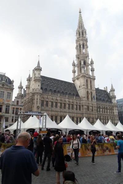 j.....k - Grand place: niedługo zamknięcie "Weekendu belgijskiego piwa"



#bruksela ...