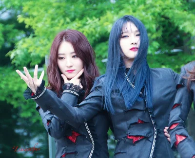 XKHYCCB2dX - #sua #siyeon #dreamcatcher 
Bardzo mi się podoba ten koncept Dreamcatch...