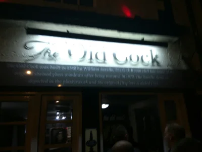 zalogowany_jako - #uk podejrzana nazwa pubu i śmierdzi kostką klozetową.