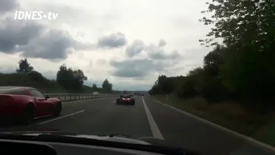 smutnykojot - Czeska policja poszukuje typa, który jechał bolidem autostradą D4
http...