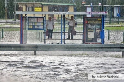 p.....a - > Pierwszy przystanek wodnego tramwaju na Bieżanowie gotowy!

#krakow #mp...