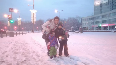 easy_idle - Pozdrawiamy z Saskiej Kępy w #Warszawa
Śnieg pięknie pokrył ulice, mimo ...