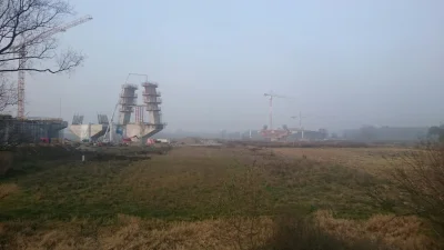 rybeczka - #s7 #krakow 
Budowle coraz wyżej. Nie bede mówił o smogu bi widać ( ͡° ͜ʖ ...