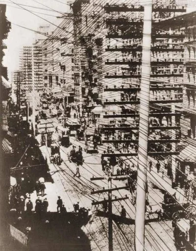 Z.....n - Przewody telefoniczne na Manhattanie w 1887 roku.

#nowyjork #historia