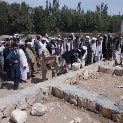 F.....o - Powołana przez Talibów Komisja Edukacji zainaugurowała budowę szkoły dla dz...