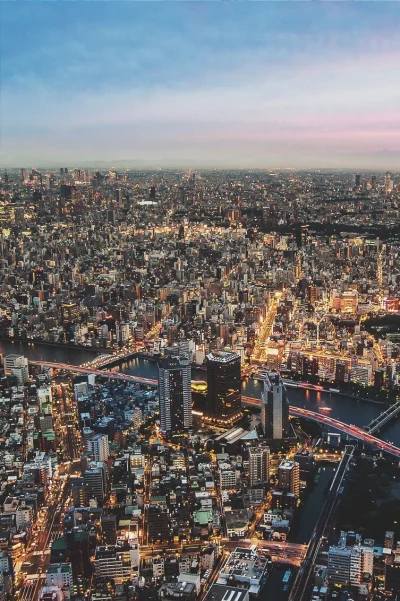 iwarsawgirl - Tokio, fot. Rosen Velinov
#cityporn #fotografia #japonia