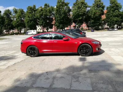 WojciechG - #tesla #gizycko #mazury (⌐ ͡■ ͜ʖ ͡■)