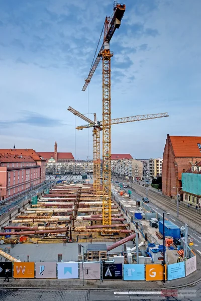 Projekt_Inwestor - A tak powstaje wrocławski Nowy Targ czyli budynek biurowy z kawiar...