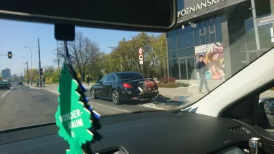 nie_wytrzymam - #poznan #wtf

Spotkane na królowej Jadwigi....