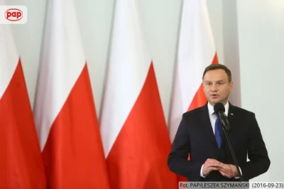 k1fl0w - #polska #polityka #dlugopis #notariusz #marionetka #andrzejduda #4konserwy #...