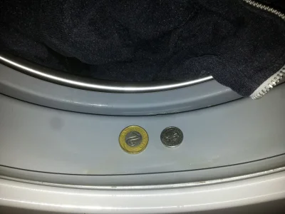 hpiotrekh - Wam pralki też płacą za pranie w nich? (⌐ ͡■ ͜ʖ ͡■) 

#wolnyrynek #pini...