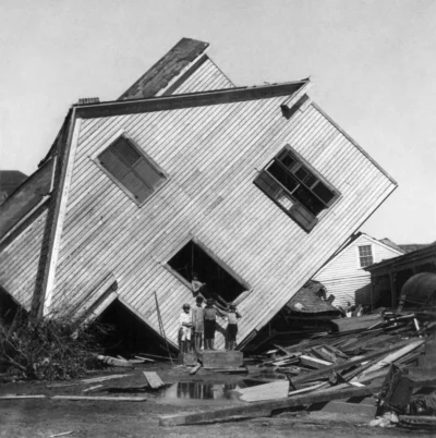 N.....h - Galveston (Teksas) po huraganie w 1900 r.
#fotohistoria #1900