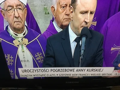 daro_92 - Jacek Kurski transmituje pogrzeb swojej matki w TVP xD Jacek chyba przesadz...