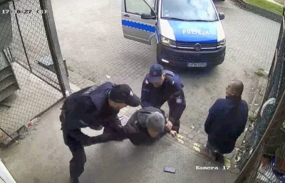 Barham - Tak interweniuje policja w #bialystok - wszystko nagrała kamera http://www.w...