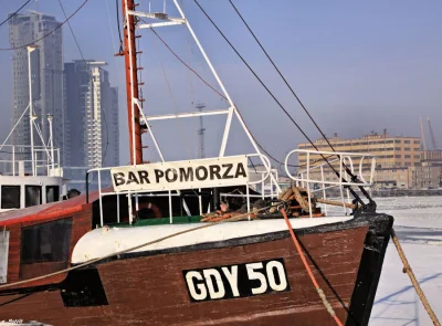 PolCzlowiekPolLitra - @pogop: klasyk, w Gdyni, koło "Daru Pomorza"