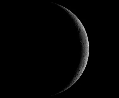 ktomapotrzymacdwiedychy - Wczorajszy Księżyc o 21:32. 13 stopni nad horyzontem oświet...