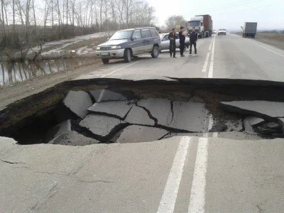 Szczur90 - Mam na dzieję, że po stopnieniu śniegu nie pokażą się dziury takie jak w r...