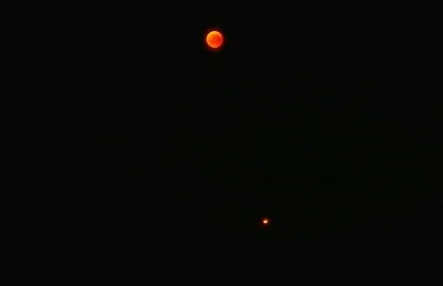 Kazikovv - Takie tam dzisiejsze zaćmienie Księżyca w towarzystwie Marsa
#fotografia #...