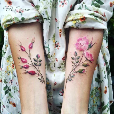 mala_kropka - #tatuaze #kwiatek
autorka: Pis Saro