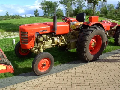 wojtoon - > URSUS C 360 - polski traktor należący do klasy średniej ciągników

Tak ...