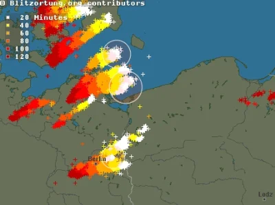 stachura91 - Znowu wszystko omija #szczecin ( ͡° ʖ̯ ͡°)

#szczecin #burza