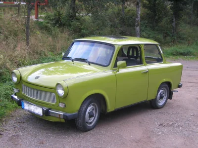 a.....y - @Dork: taki trabant bez bagażnika