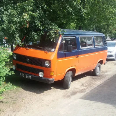 Heart - Moje małe motoryzacyjne marzenie - VW T3 na #czarneblachy . Jak dla mnie kanc...