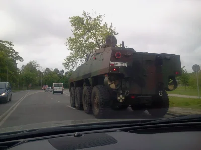 nietrzymryjskiowczarek - Takie tam w drodze do pracy #szczecin #wojsko #cotojestniewi...