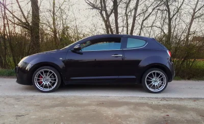 hemikalik - Mirki #chwalesie Alfa Romeo Mito 1.4T 155km. Całkiem przyjemne autko, wyg...