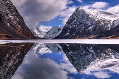 n.....r - > Jølstravatnet lake, Norway



#norwegia #earthporn #mamnadziejezeniebylo
