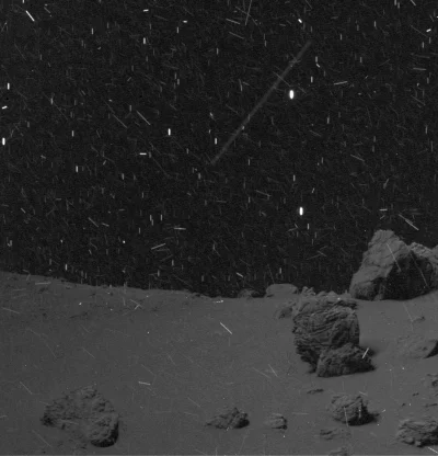 O.....Y - Zdjęcie komety Churyumov–Gerasimenko wykoonane przez sondę Rosetta 

#kos...