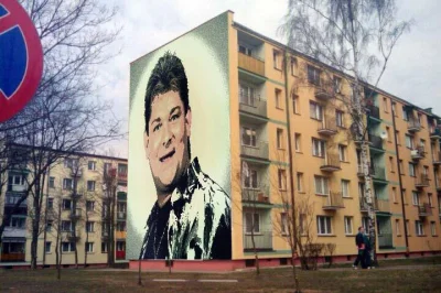 ColdMary6100 - Zenek Martyniuk to w końcu taki polski David Bowie #mural #streetart #...