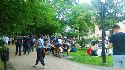 Davved - W #gdansk, w parku koło Galerii Bałtyckiej. Od kilku godzin 3 lury odpalone,...