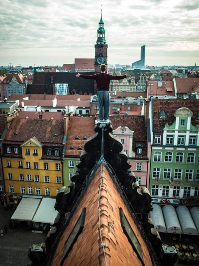 KochamWroclaw - To uczucie, gdy całe miasto padło mi u stóp...

__
fot. PureX - Pa...