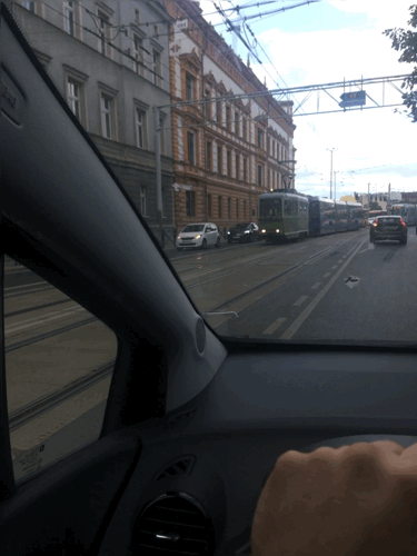 DonTom - Kiedy myślisz, że wrocławskie tramwaje już niczym nie mogą Cię zaskoczyć.

...