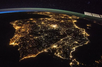 reizen - Hiszpania i Portugalia widoczna w nocy z ISS.



#nasa #iss #hiszpania #port...